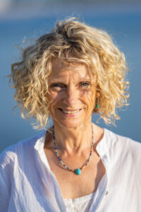 Portrait_Emie_therapies_methode_essentia